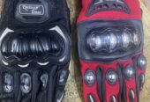 Riding gloves knuckles