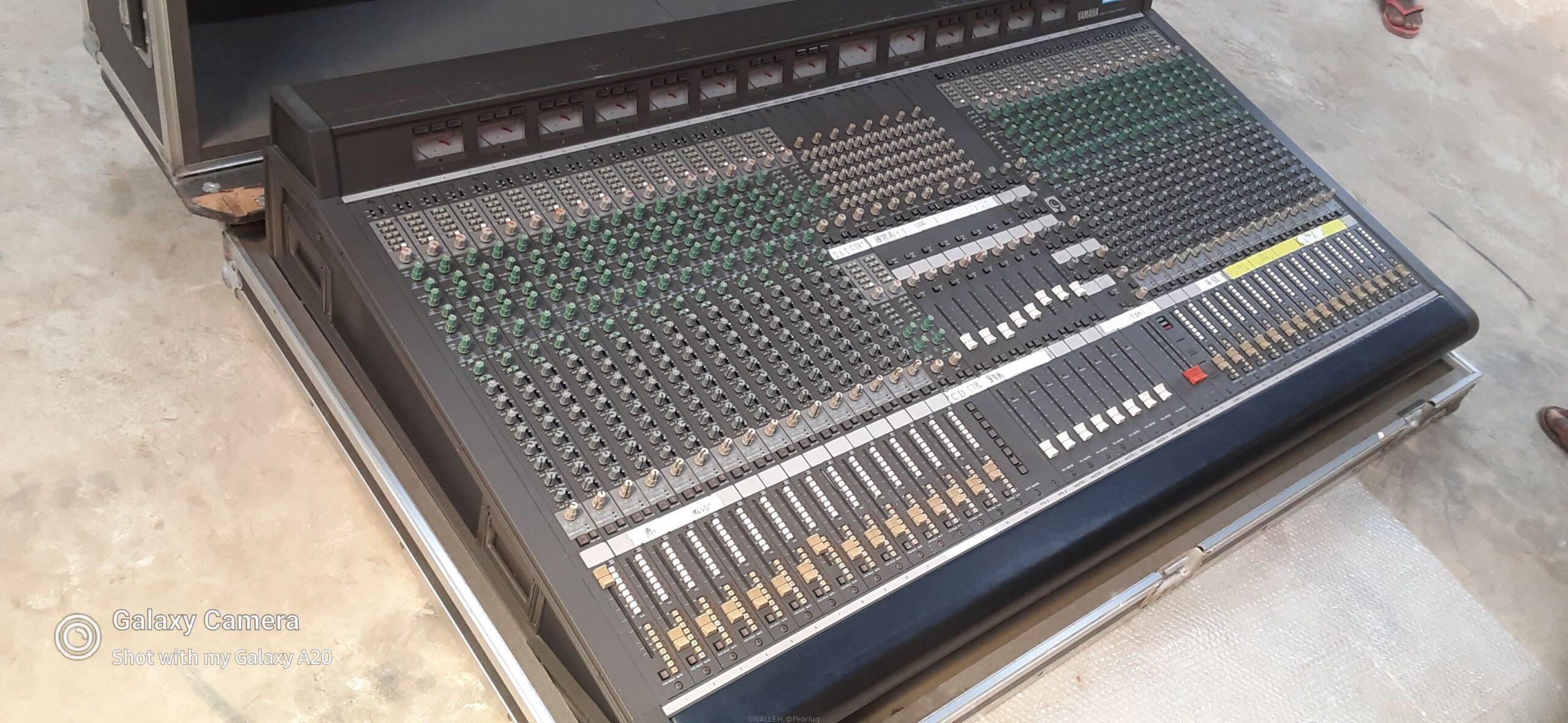 Mixing Console