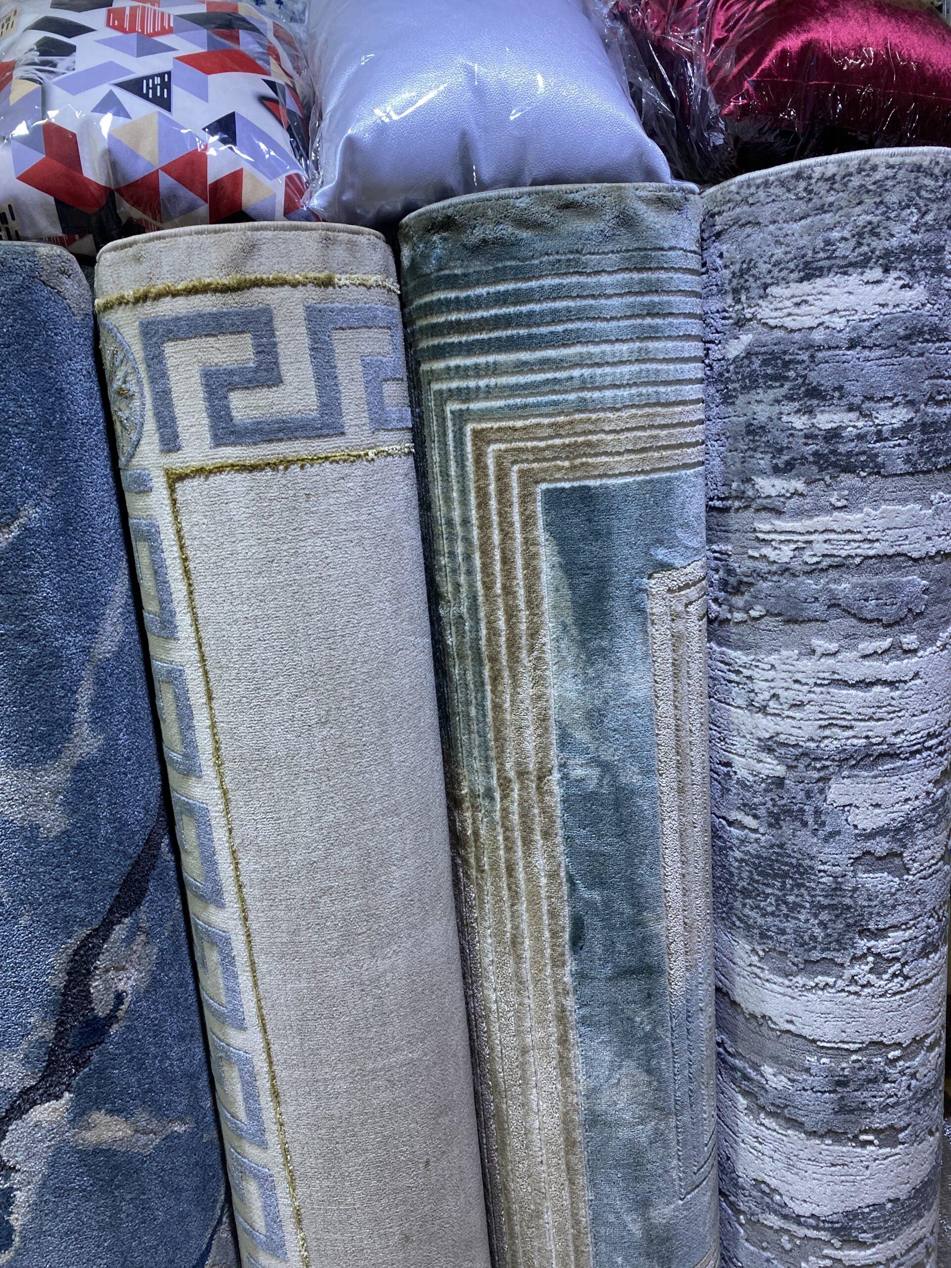 Center carpet