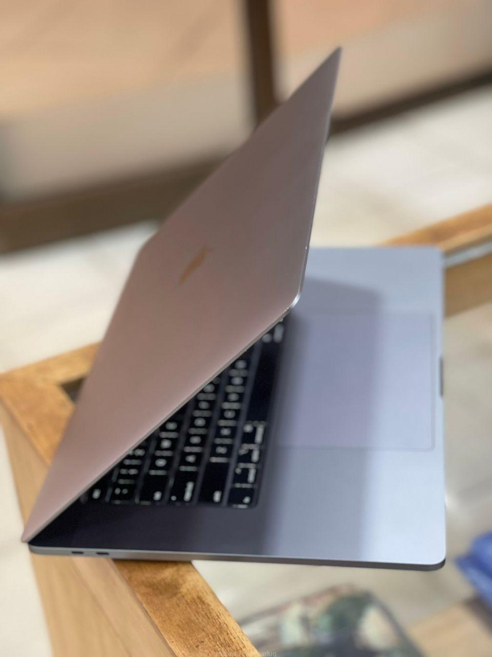 MacBook Pro