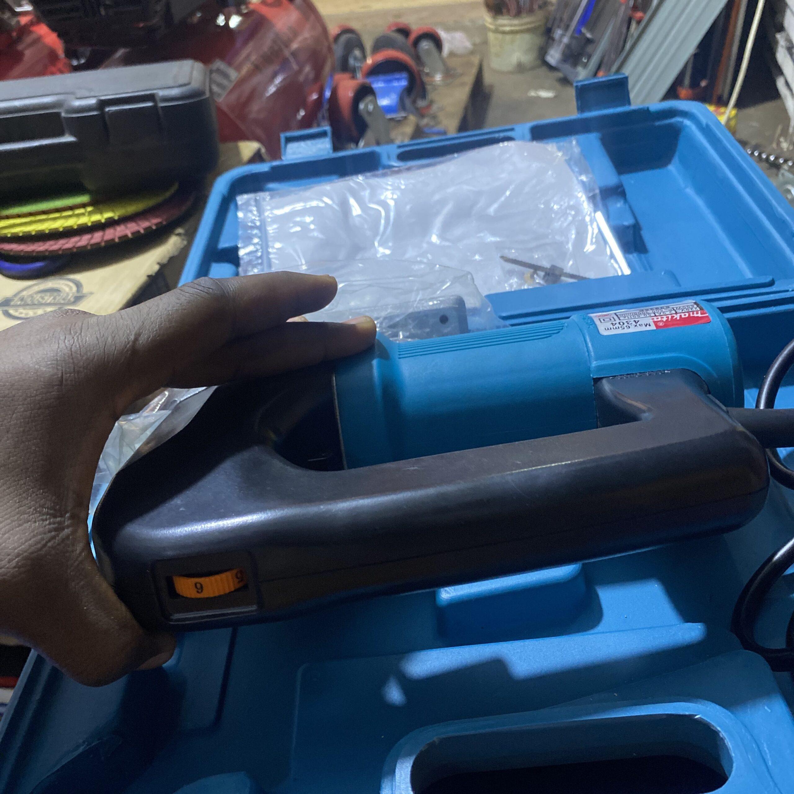 Jig saw machine