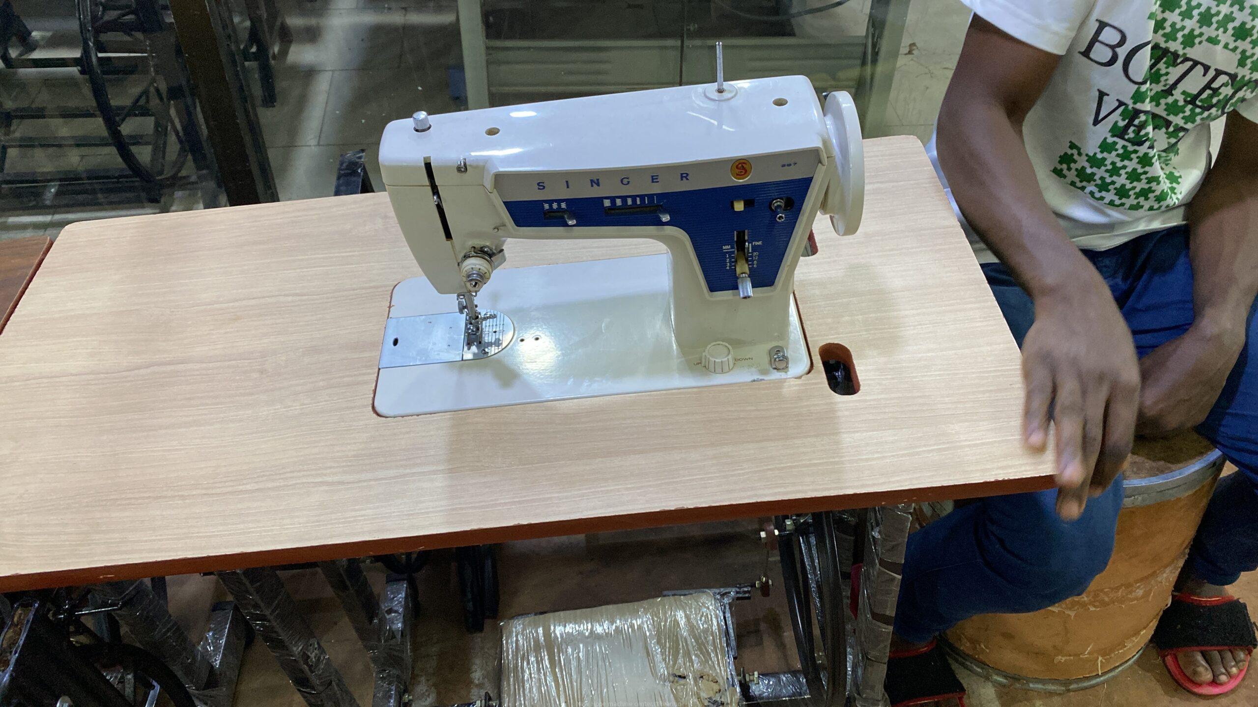 Singer zigzag machine