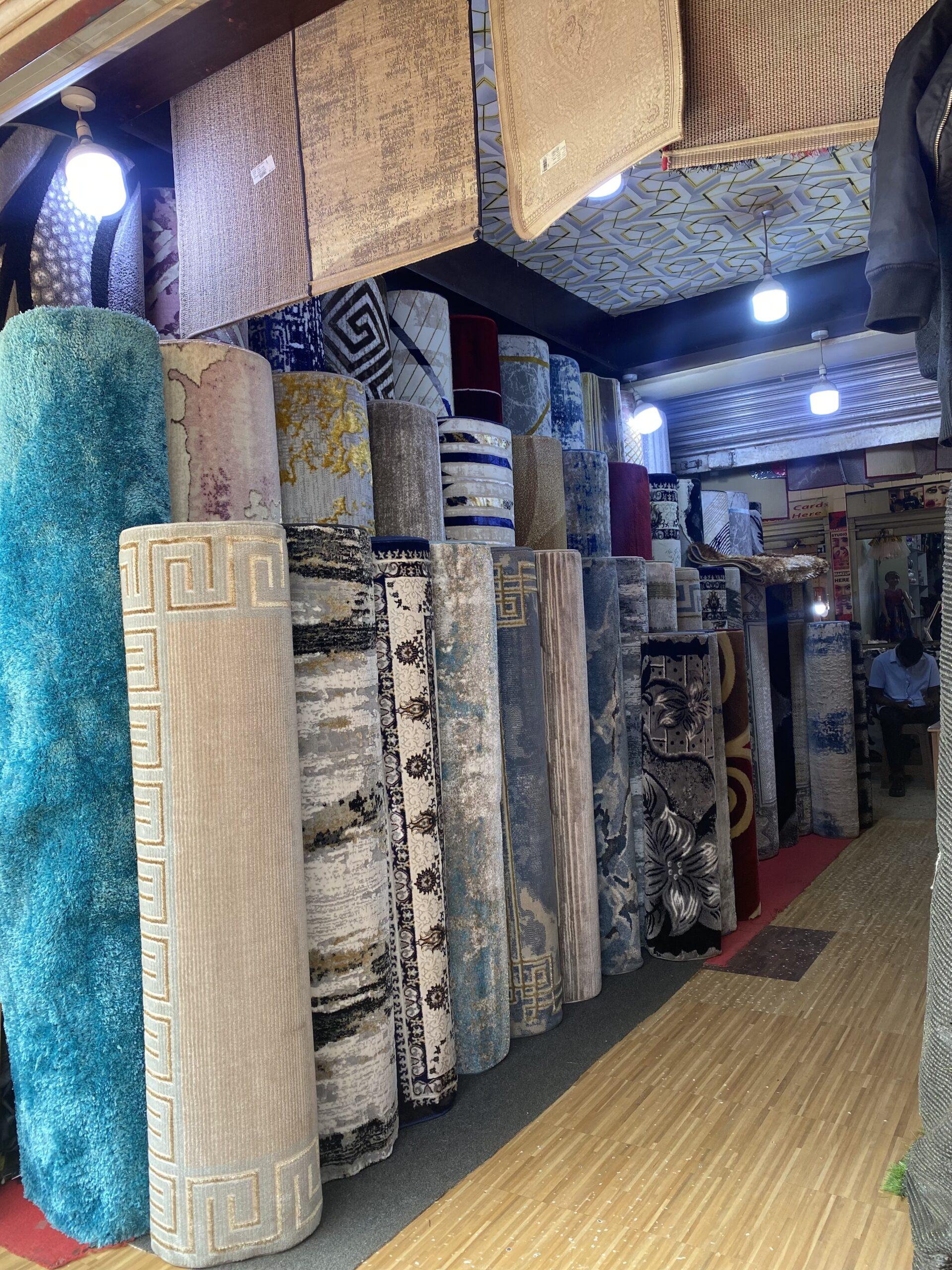 Center carpets