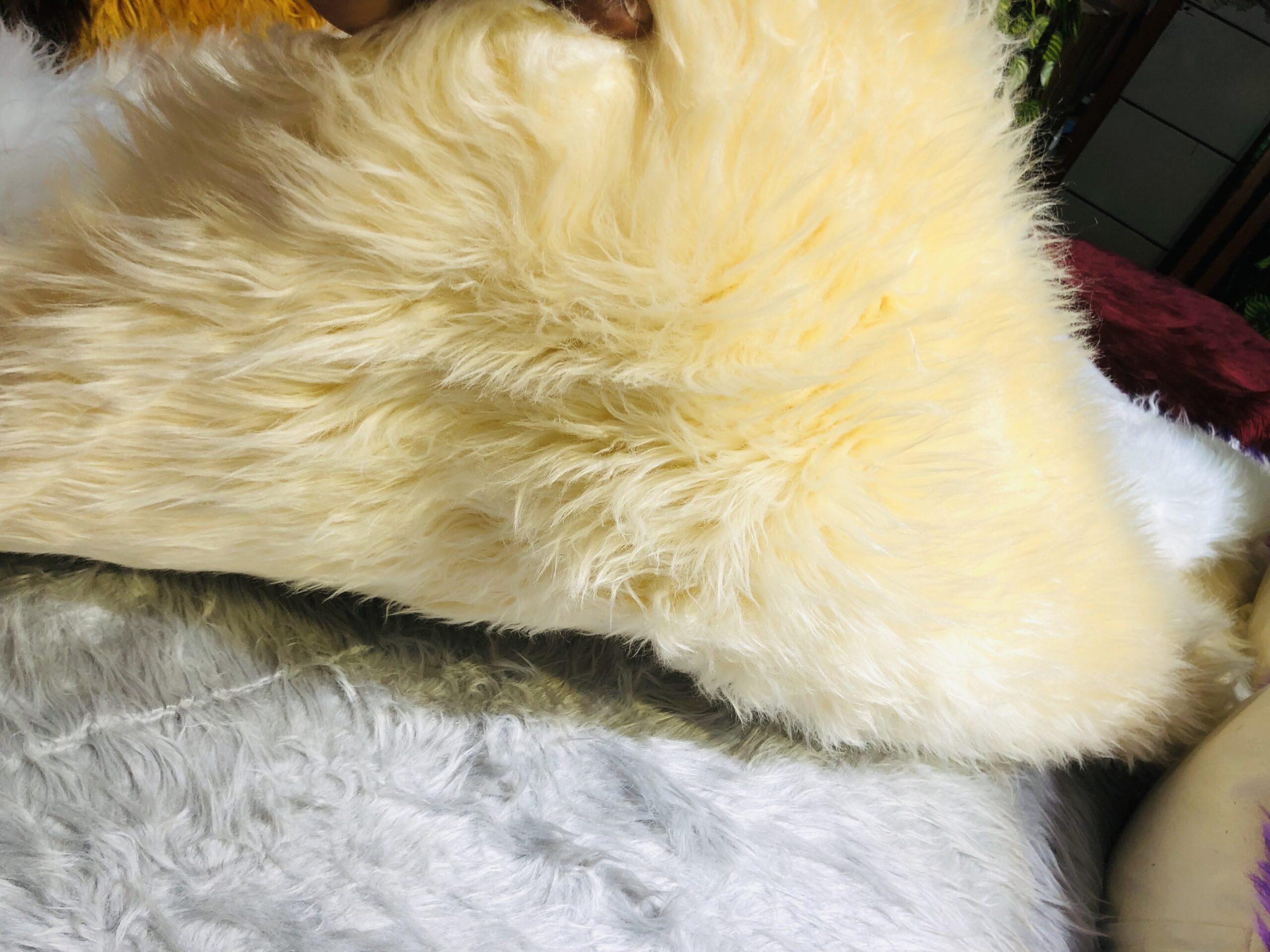 Fluffy carpet