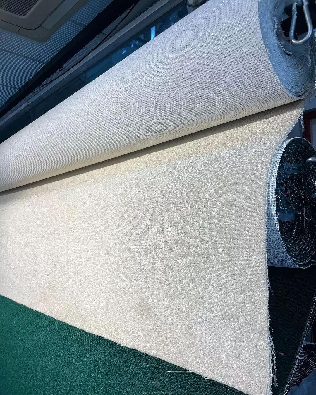 Wall to wall carpets