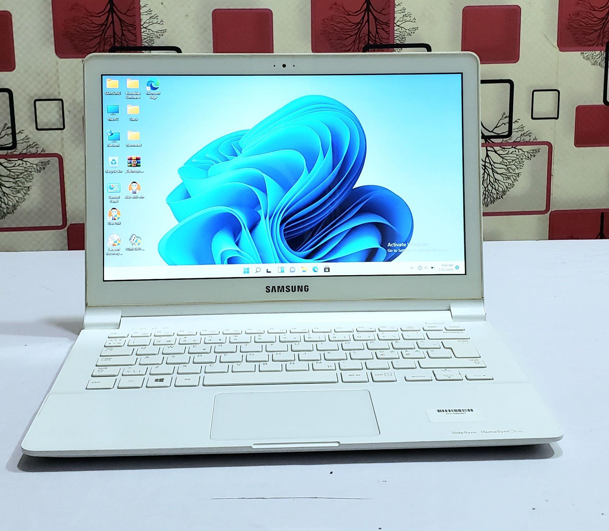 Slim Samsung Laptop