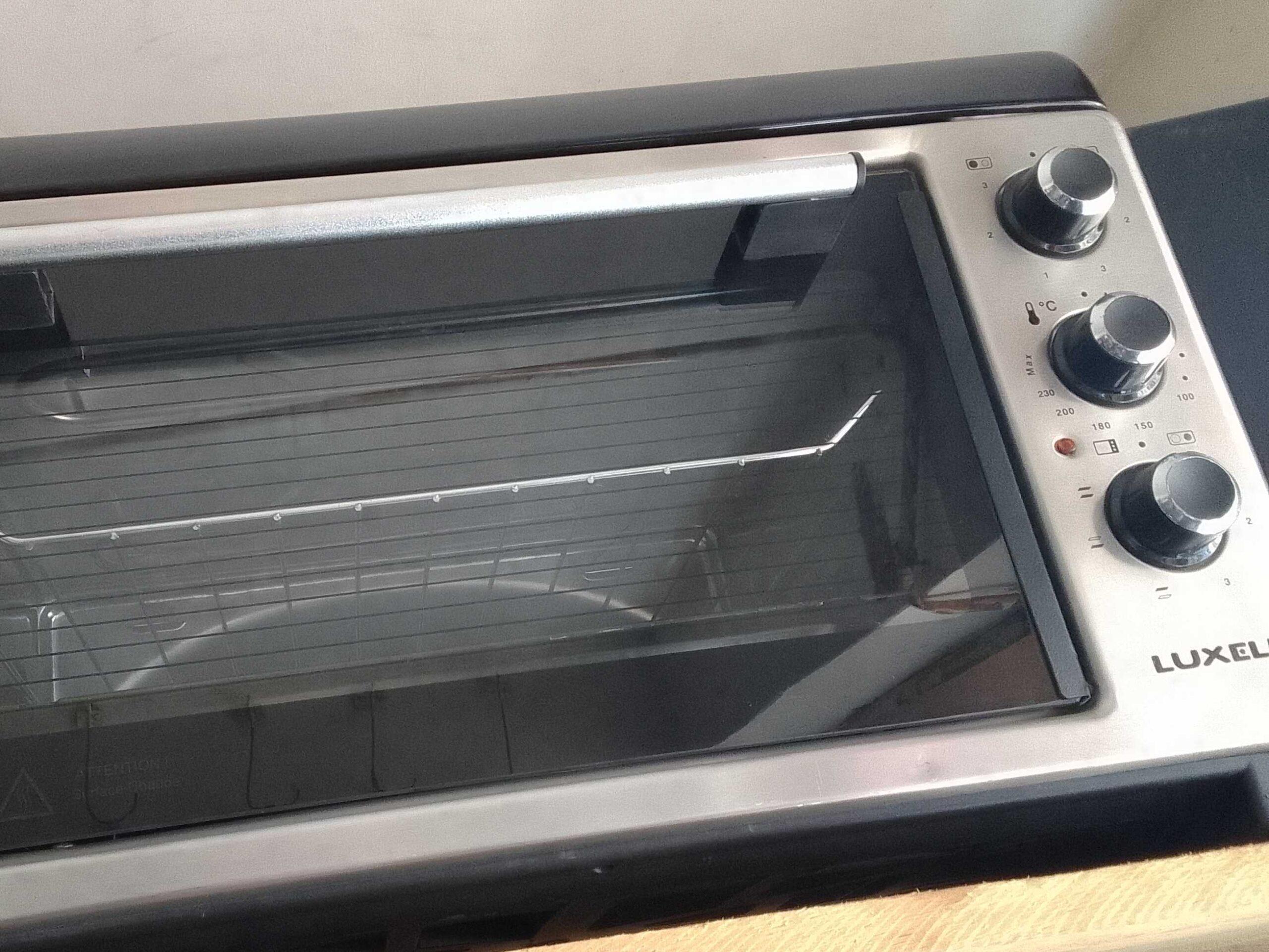 Oven