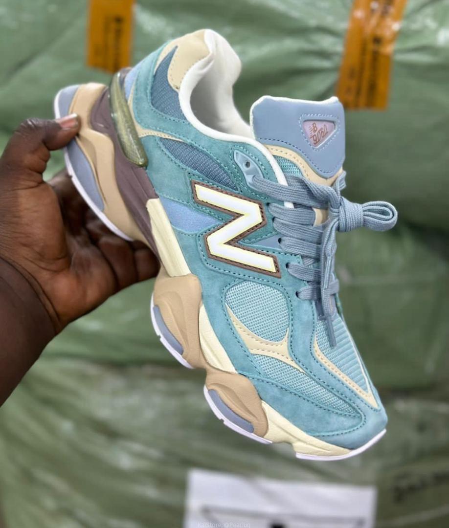 Kicks
