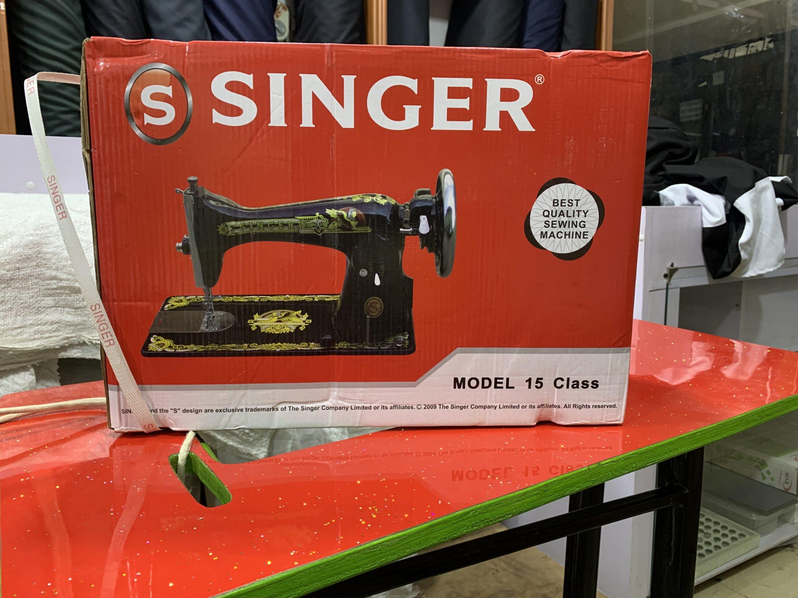 SINGER SEWING MACHINE