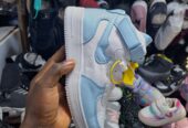 Kids sneakers
