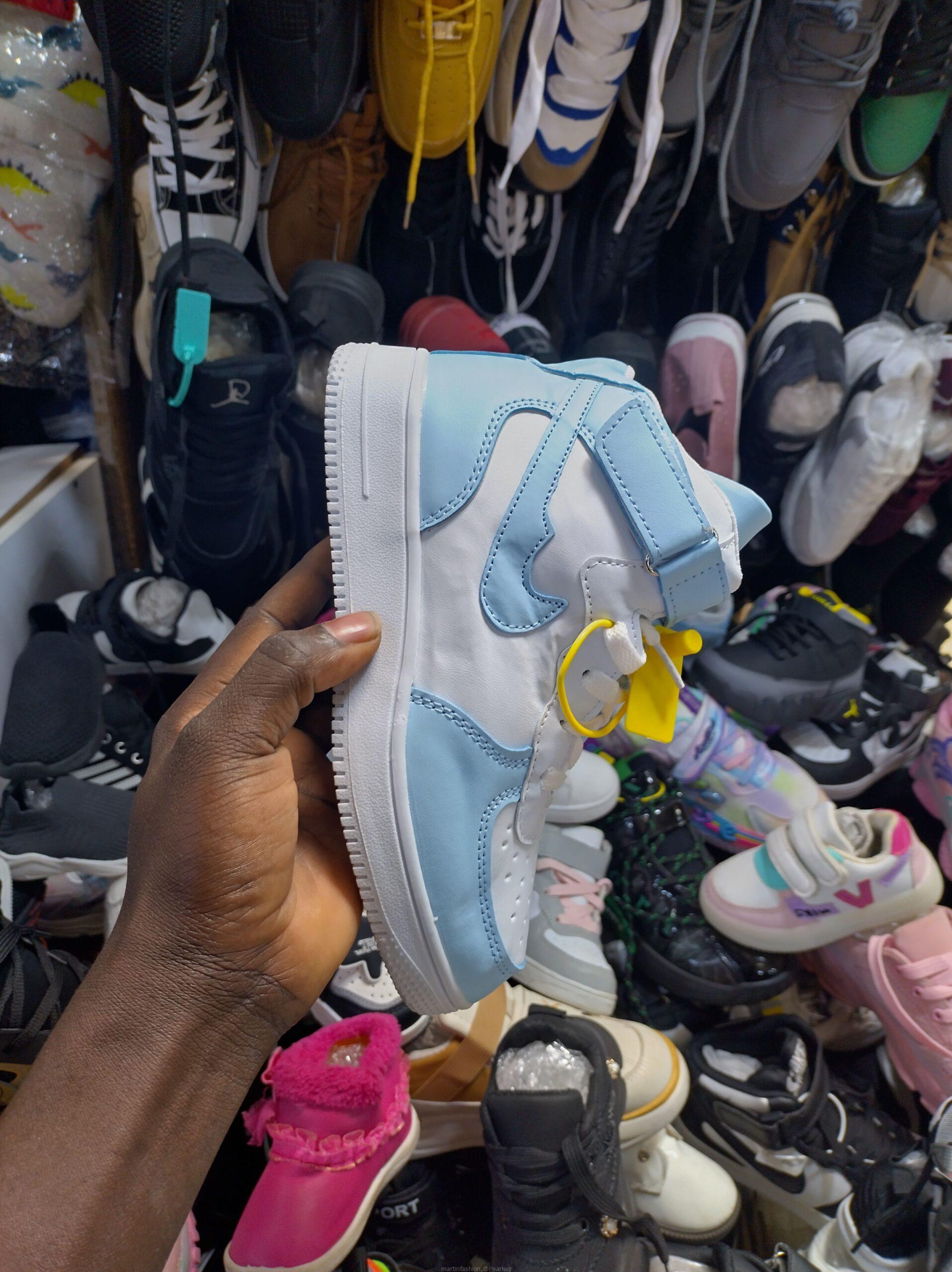 Kids sneakers