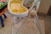 London feeding chair