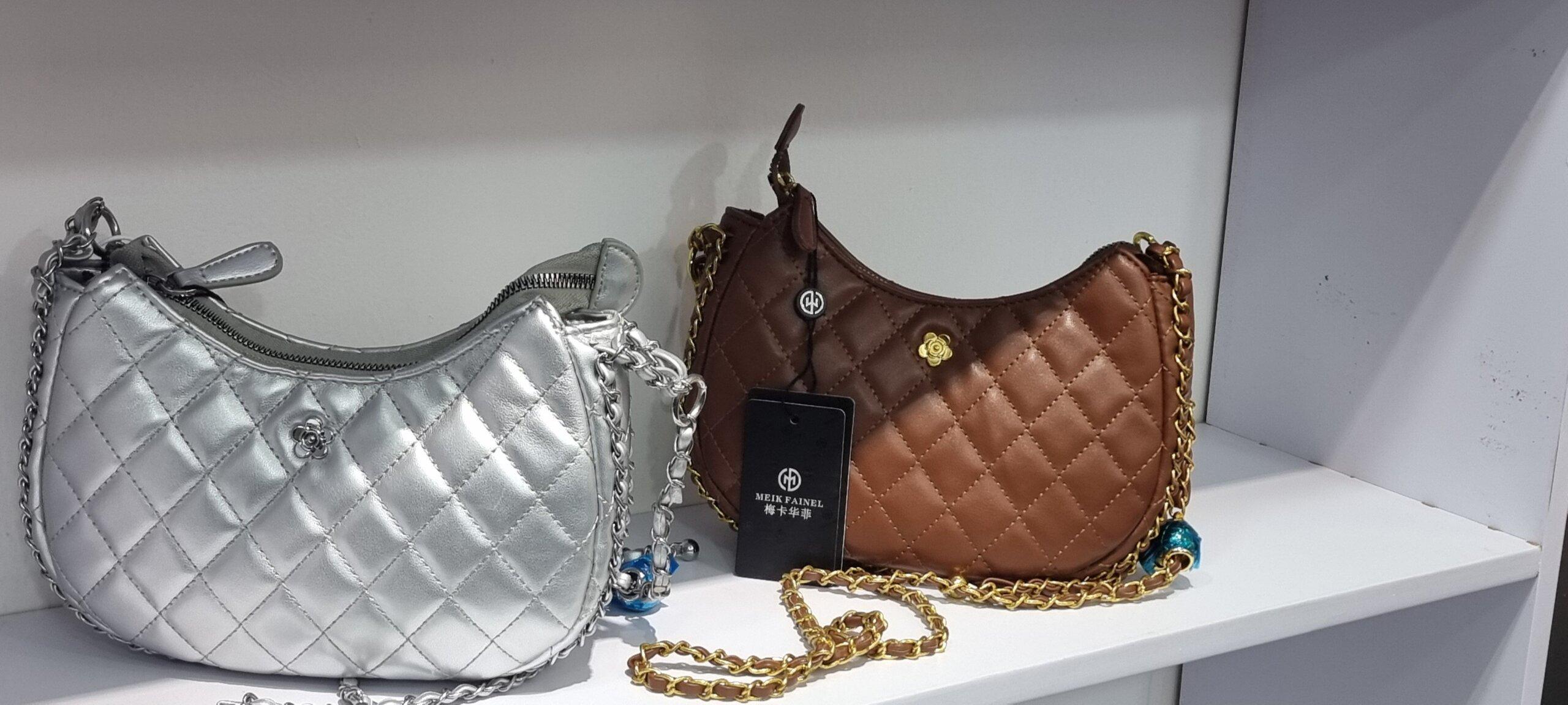 Trendy ladies bag