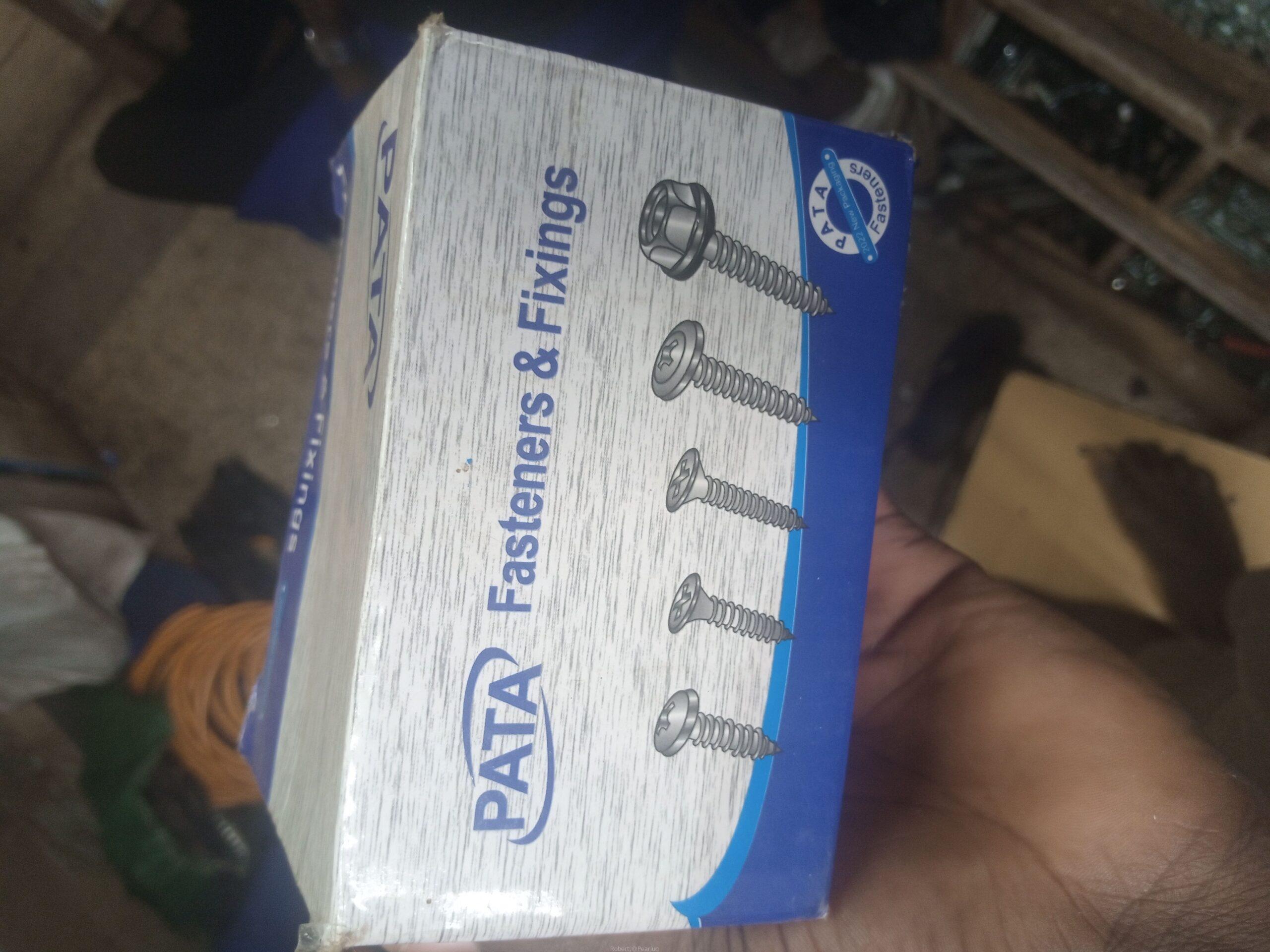 Self tapping screws