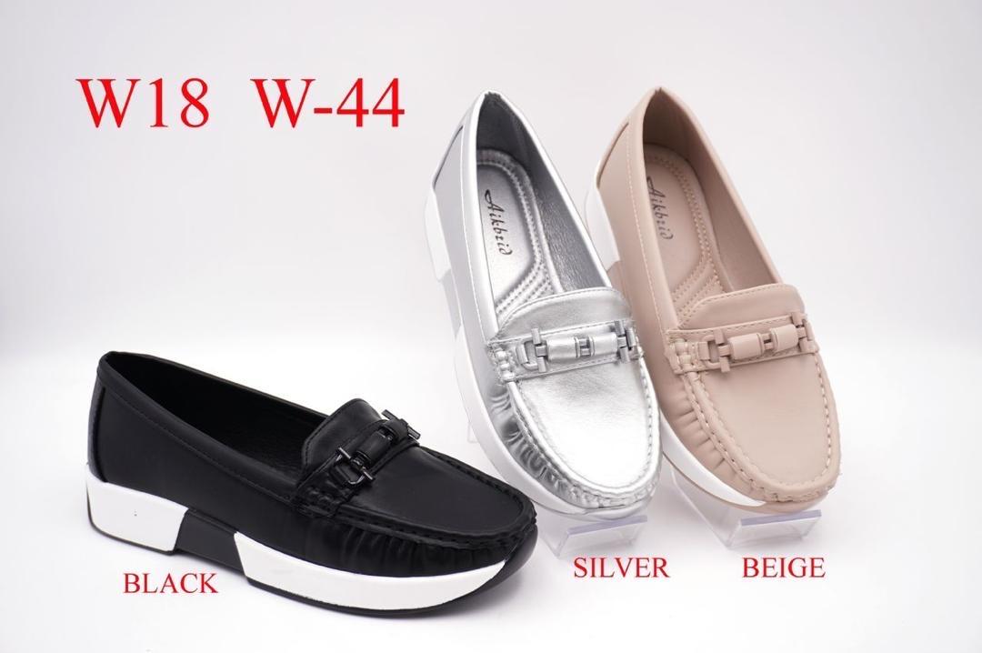 Ladies shoes