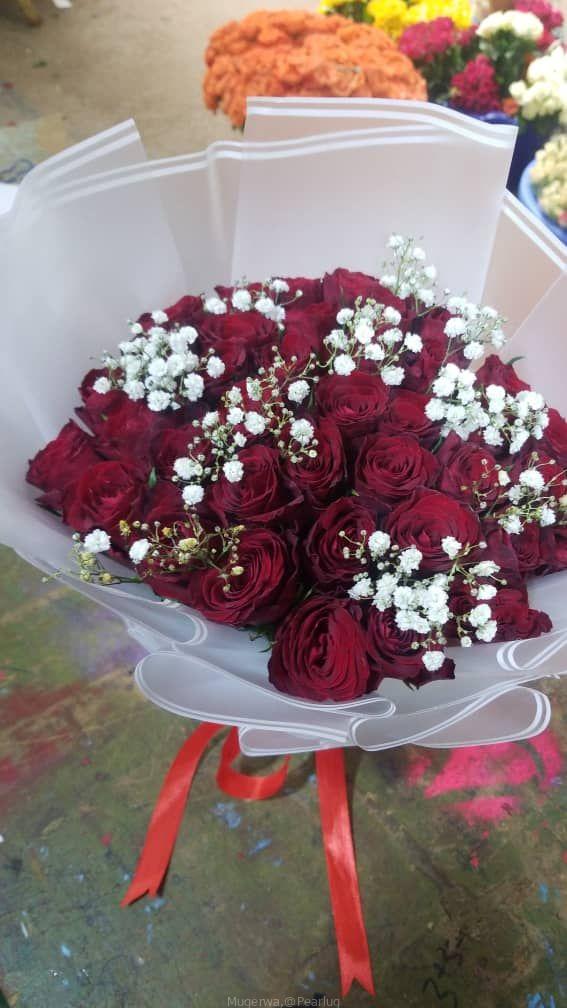 Cakes birthdays fresh flowers