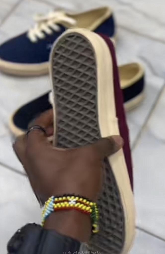 Sneaker