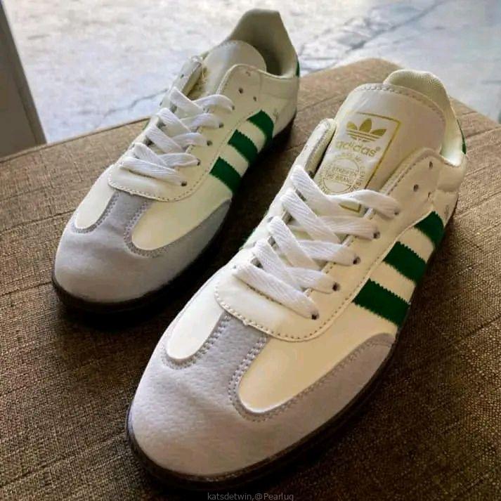 Shoe