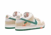 Nikes Louis-Vuitton short nake
