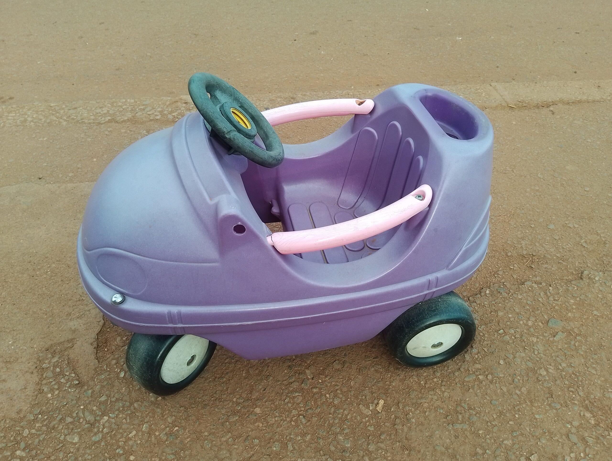 Kids toy car