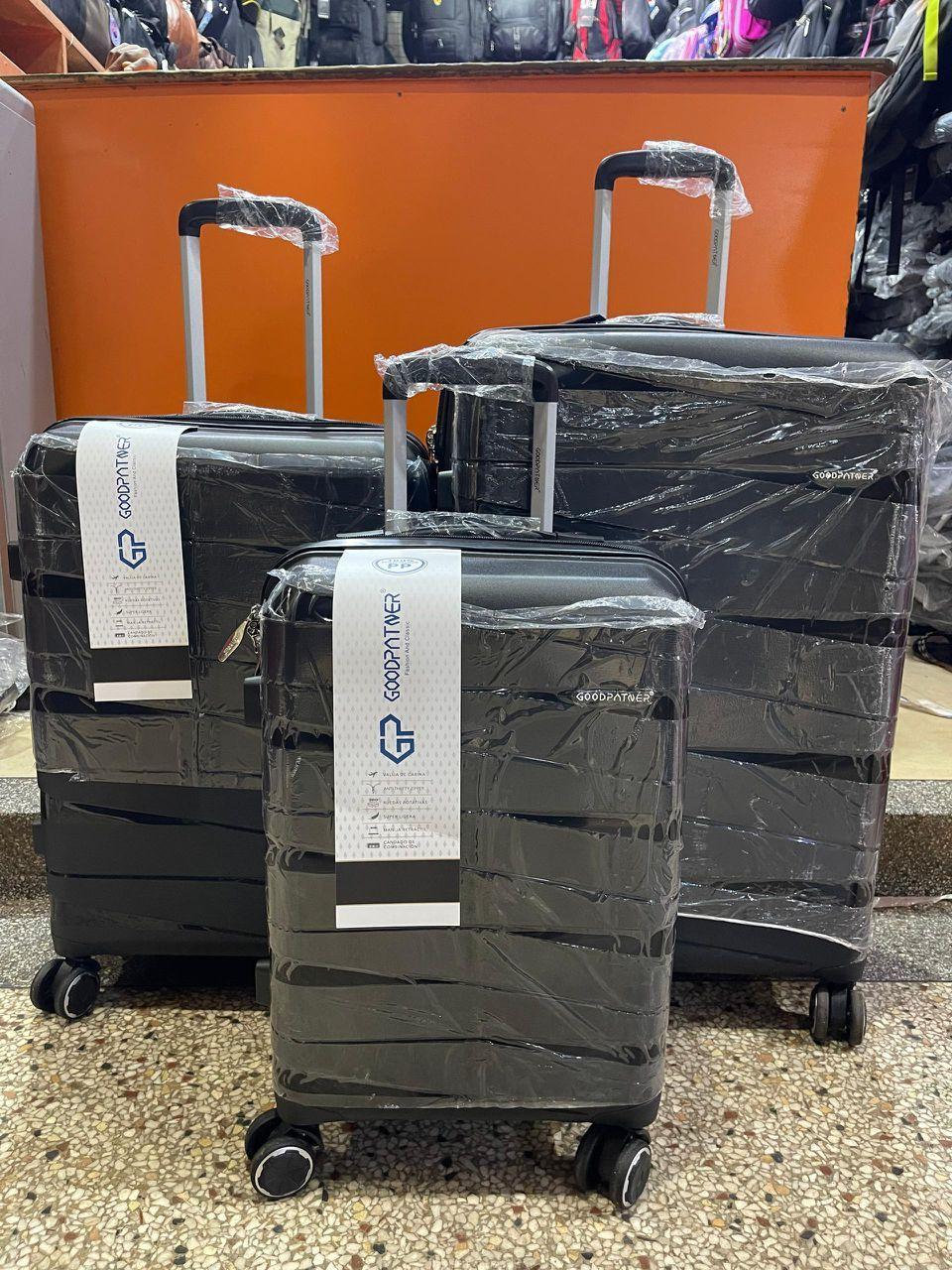 Plastic suit case