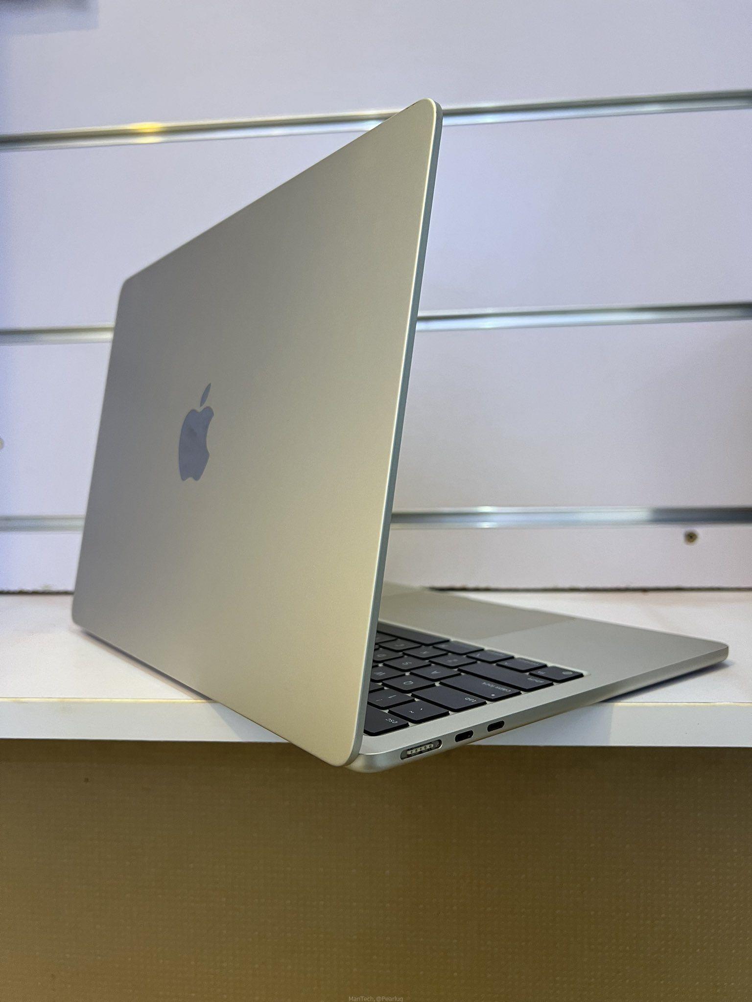 Macbook
