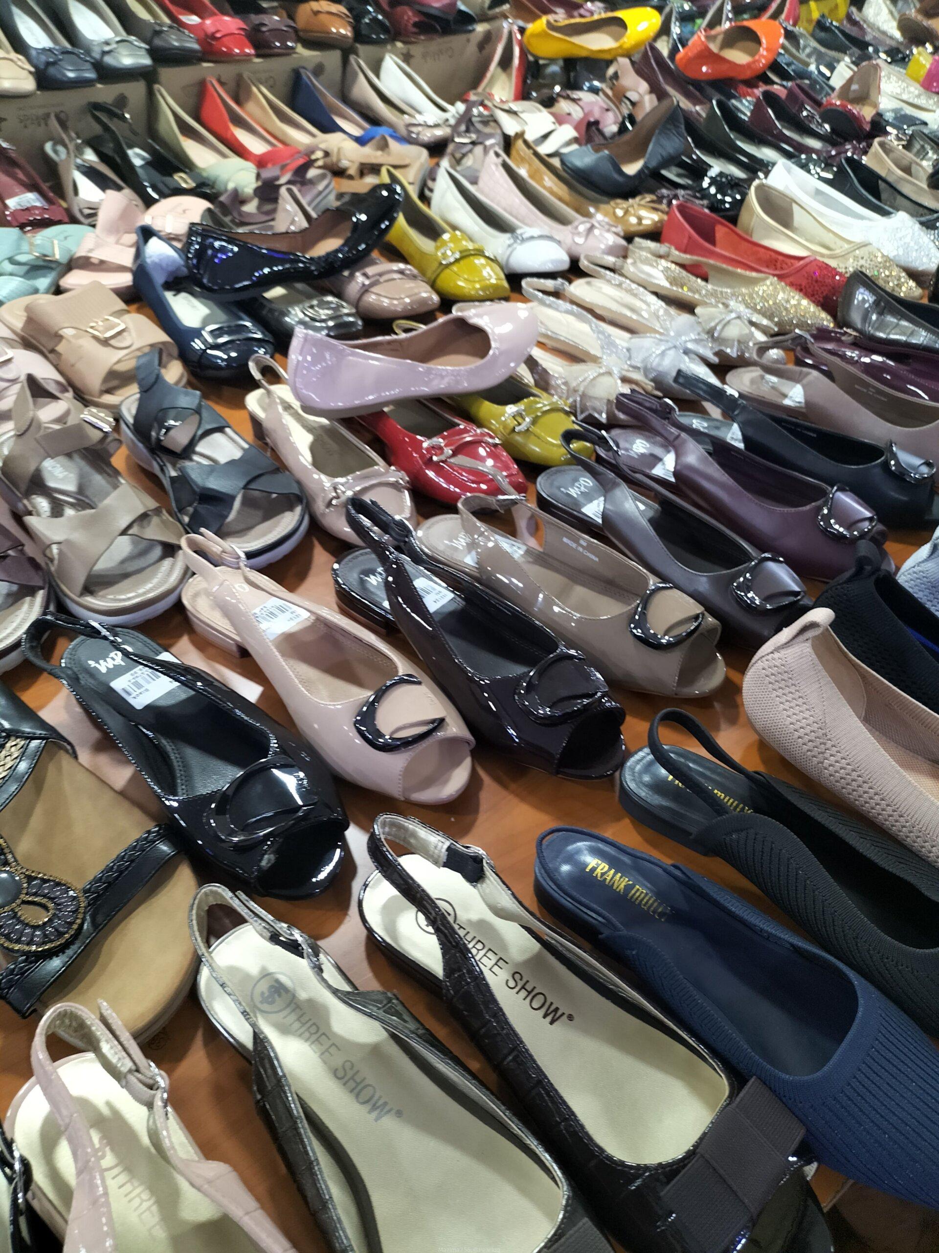 Ladies shoes