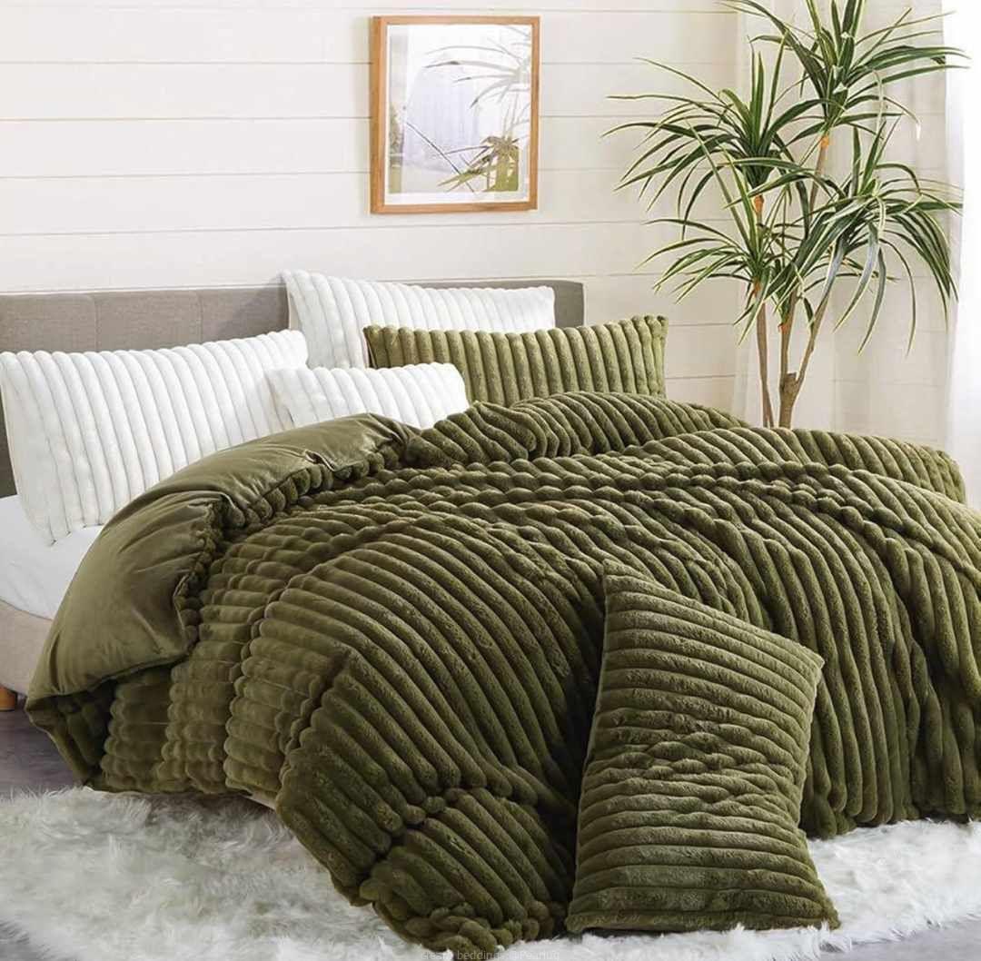 volvet bedcover
