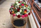 Floral gift hampers and bouquet