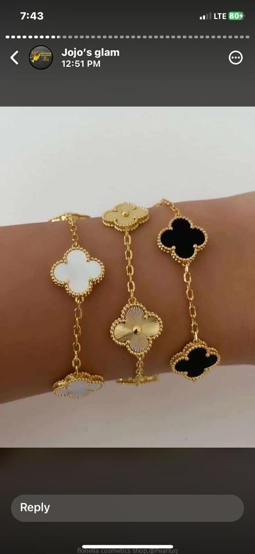 Jewelries