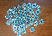 Tee nut / mental nut