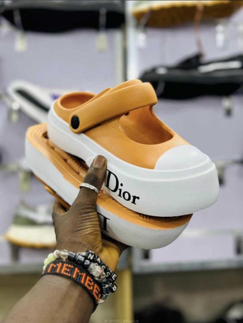 Dior crocss