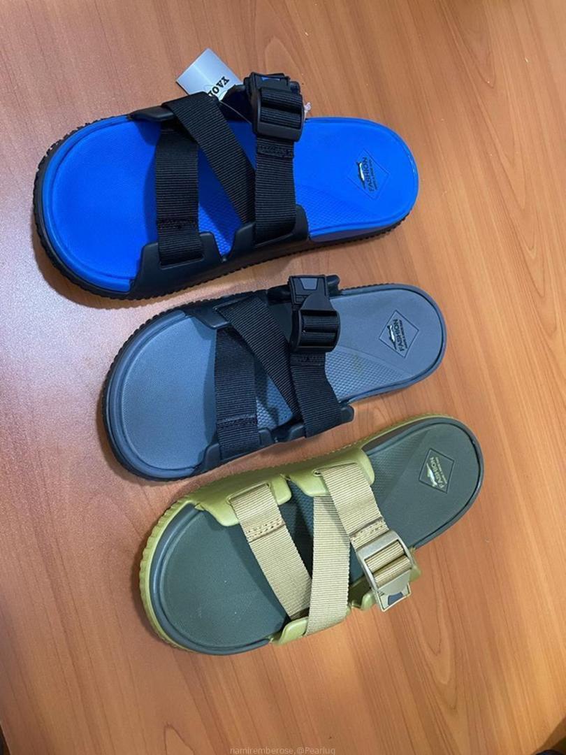 Open shoes