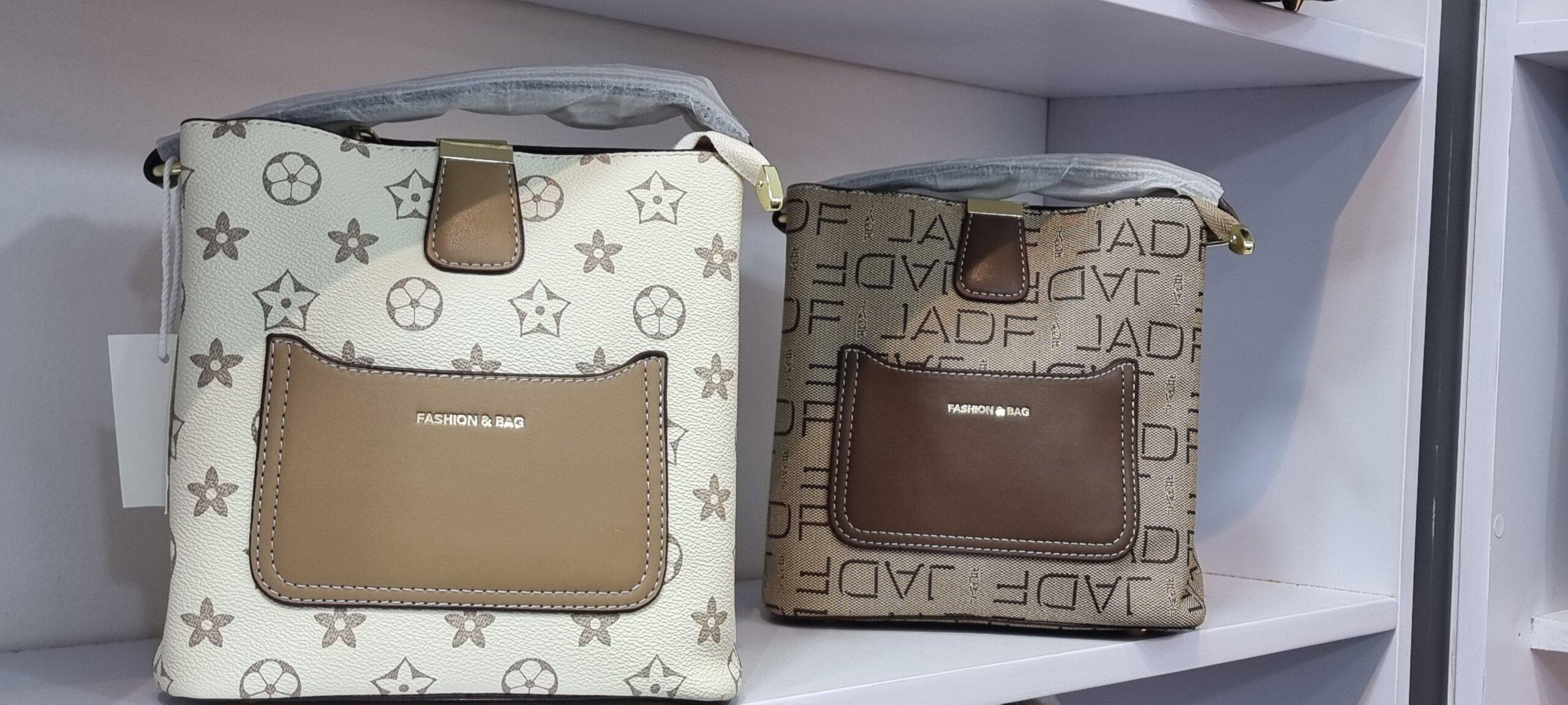 Trendy ladies bag