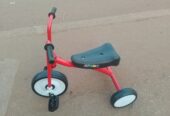 Short kids tricycle