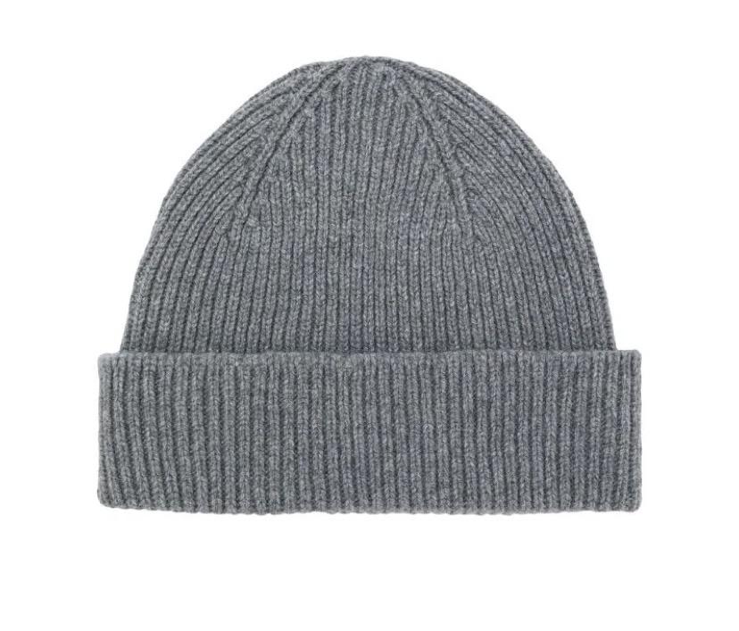 Men head Socs