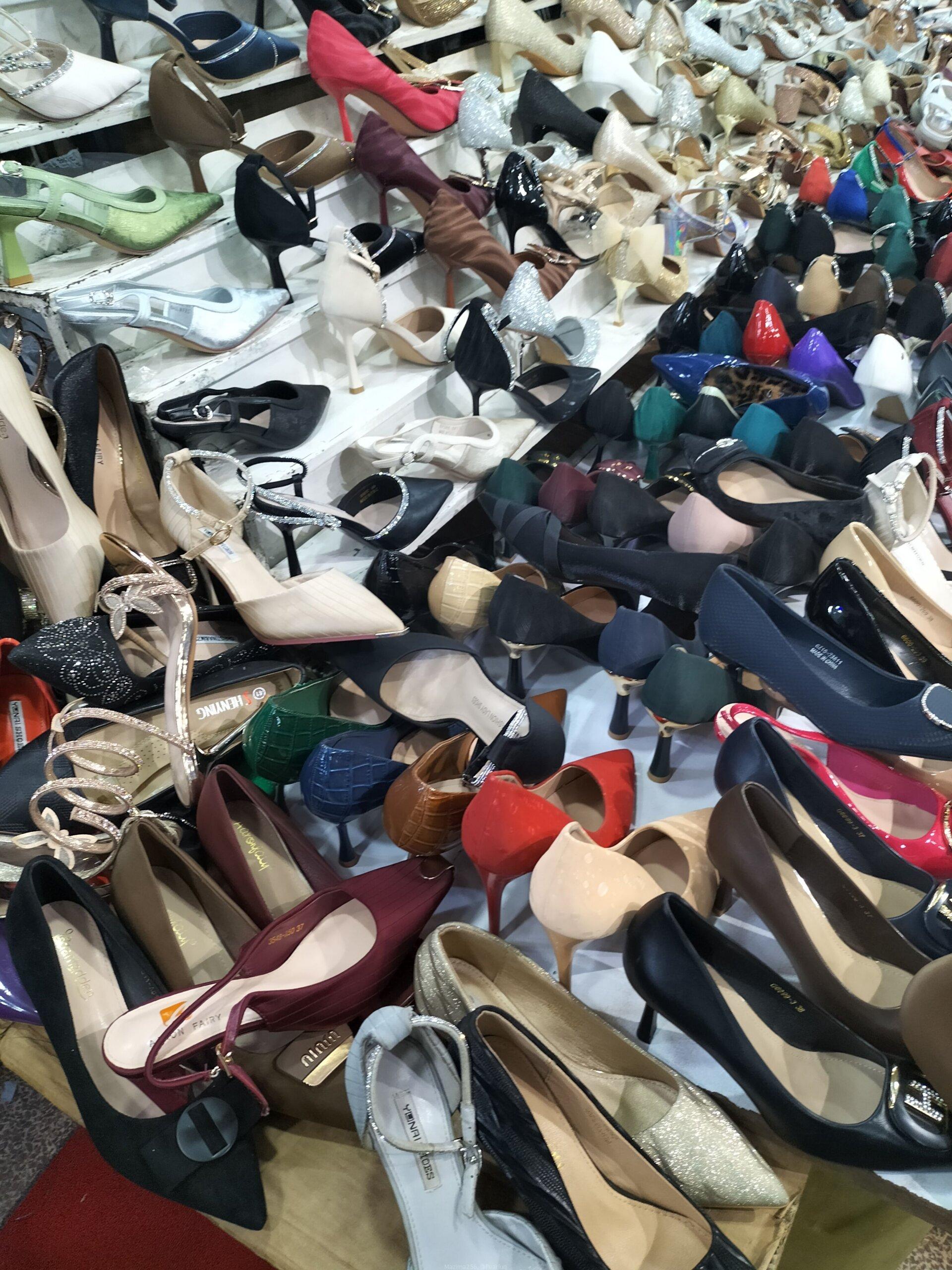 Ladies shoes