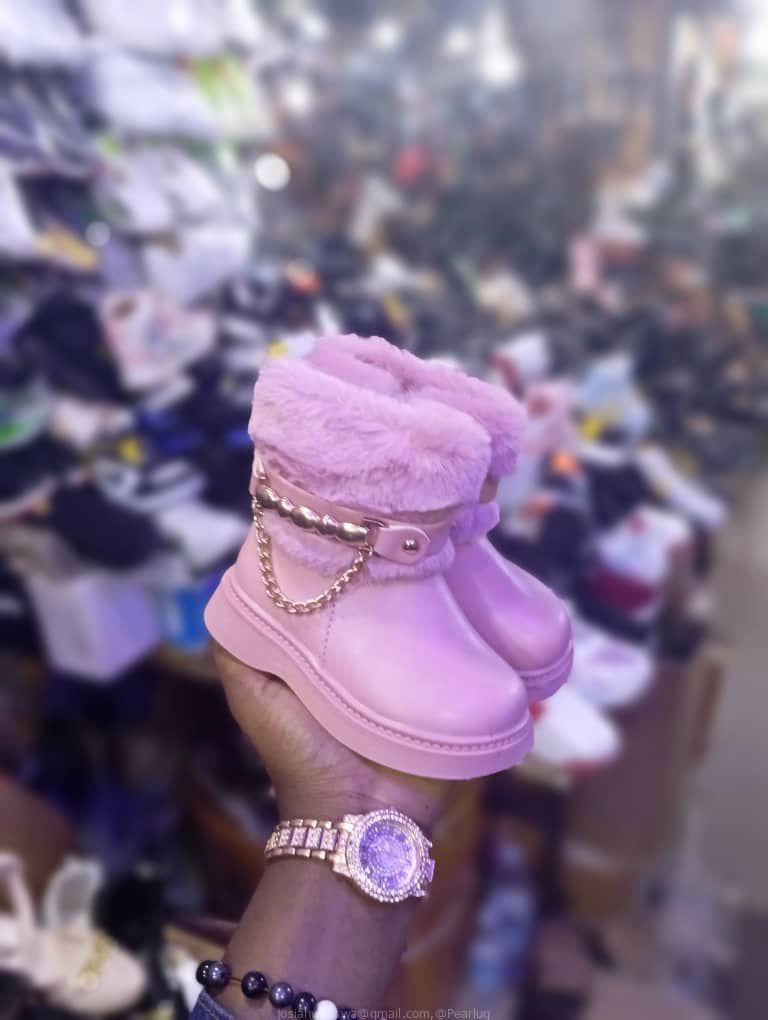 Children shoe