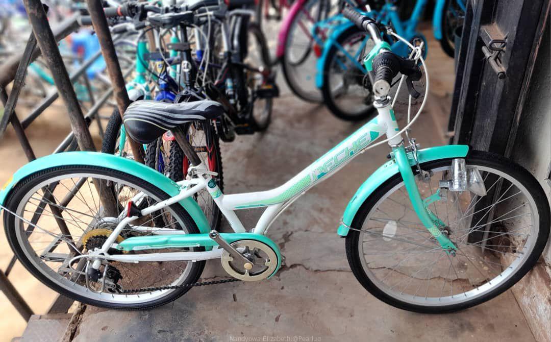 Girls bike