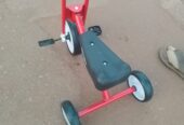 Portable kids tricycle