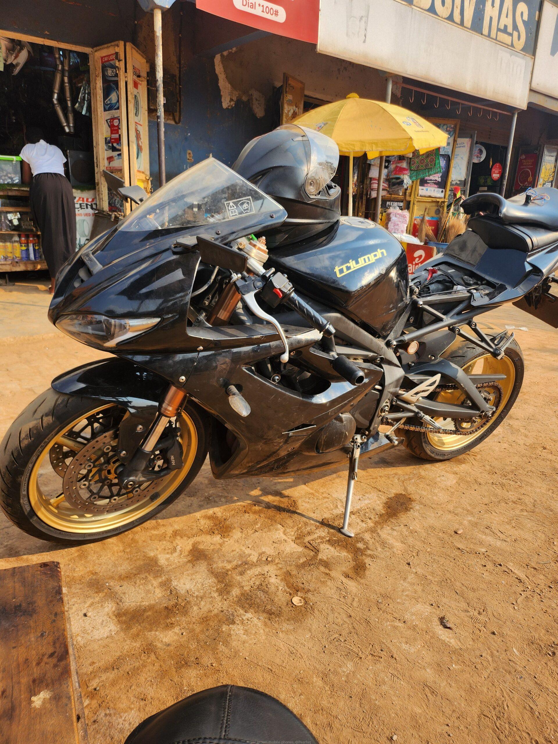 Triumph daytona 675