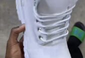 Casual shoes
