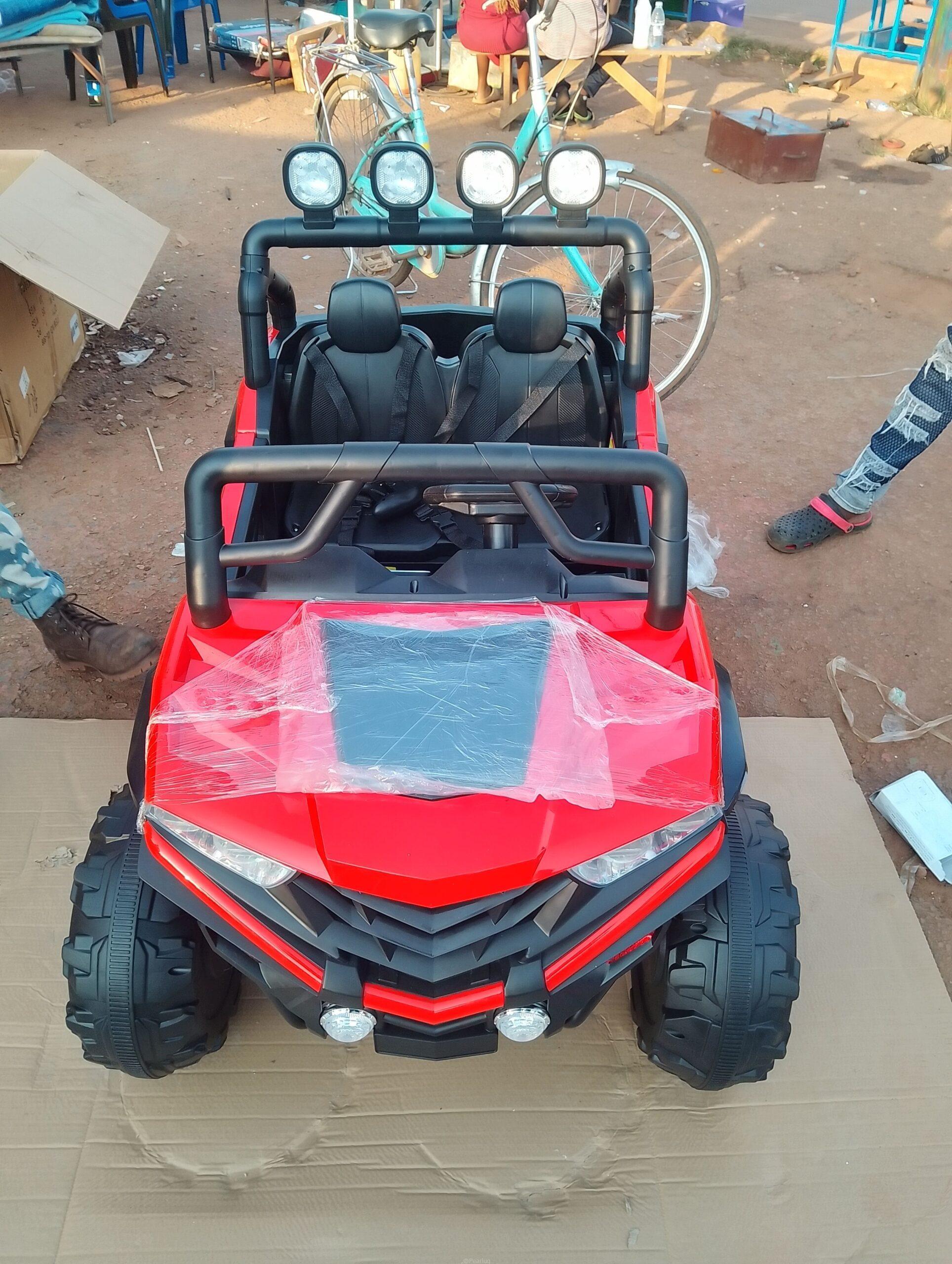 Two seats kids toy car