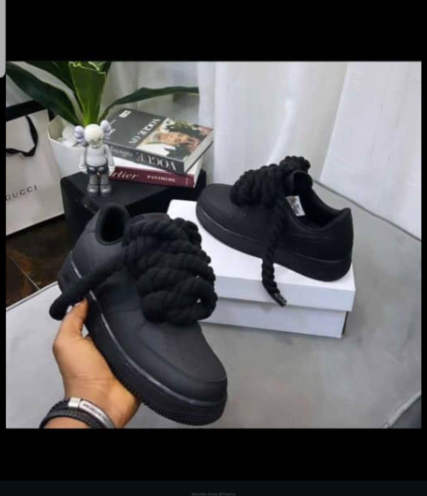 Nike airforce 1biglace