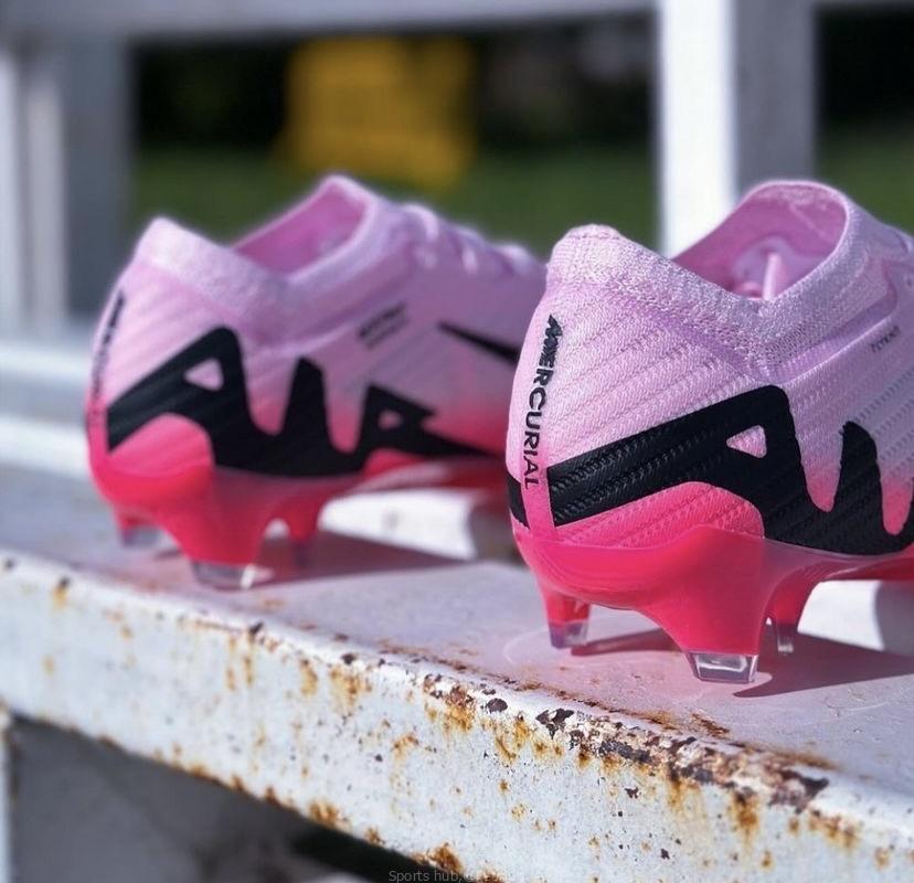Football shoes