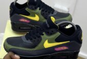 Brand new Air Max premia