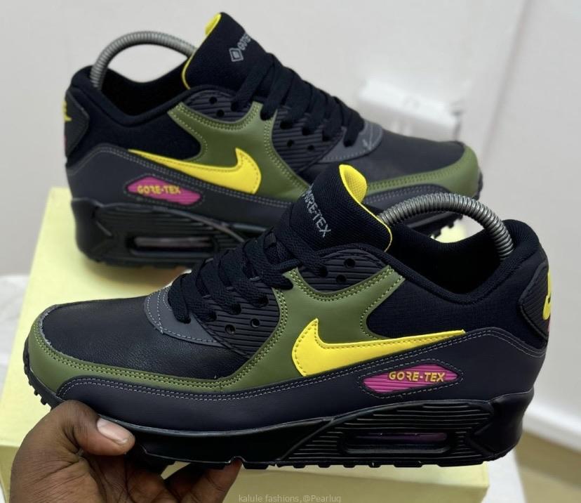 Brand new Air Max premia