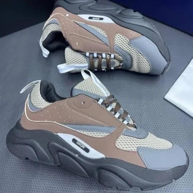 Sneakers(Dior)