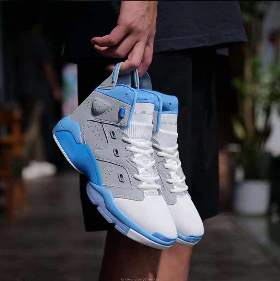 canvas shoes