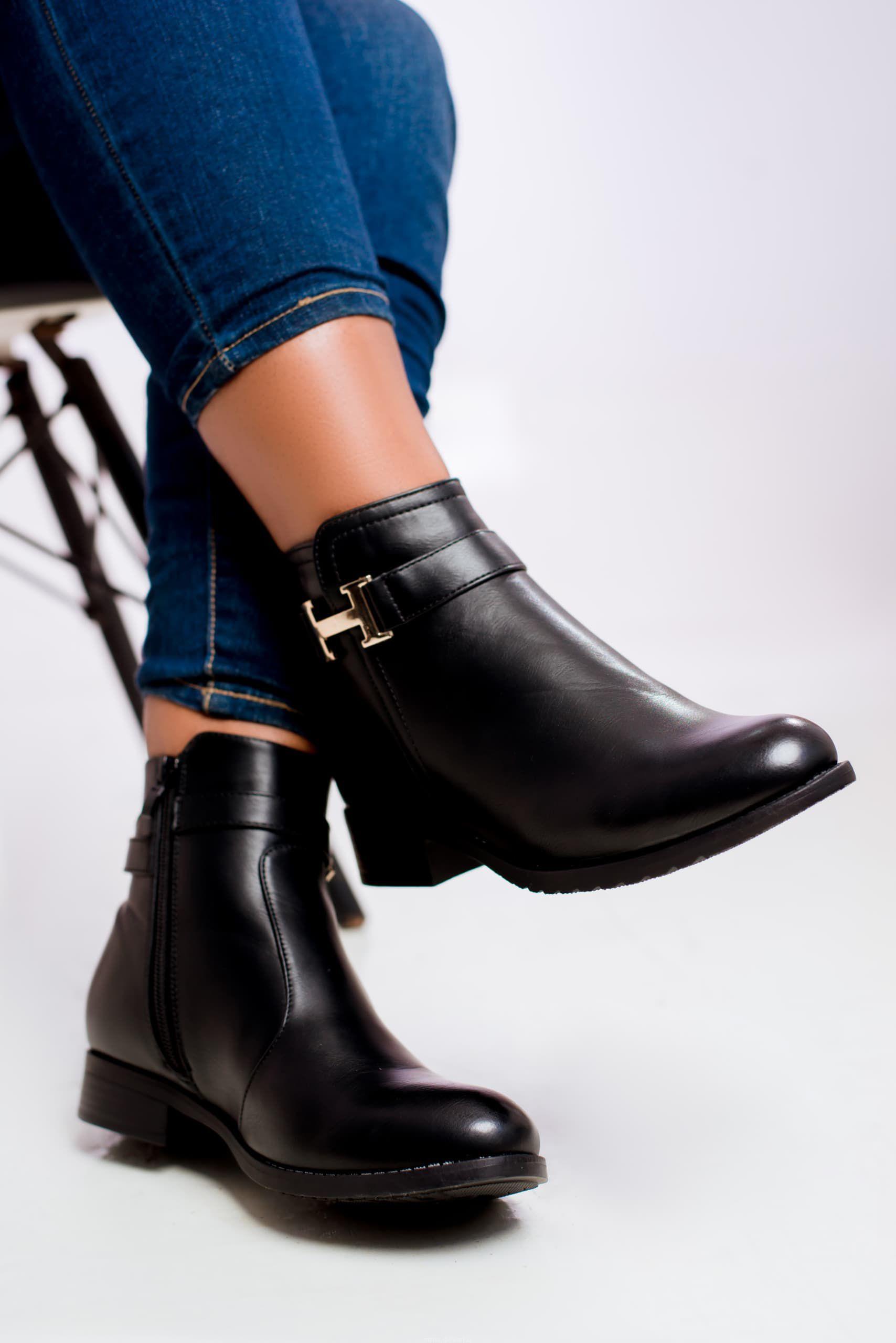 Kirmona shoes